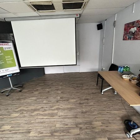 Kyriad Marne-La-Vallee Torcy Torcy  Dış mekan fotoğraf